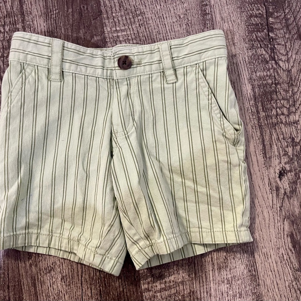 Cat & Jack Green Shorts Lightweight Tailored Design